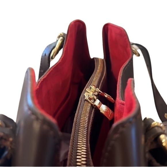 - LOUIS VUITTON
Damier Ebene Sistina GM Authentic Bag - Picture 9 of 15